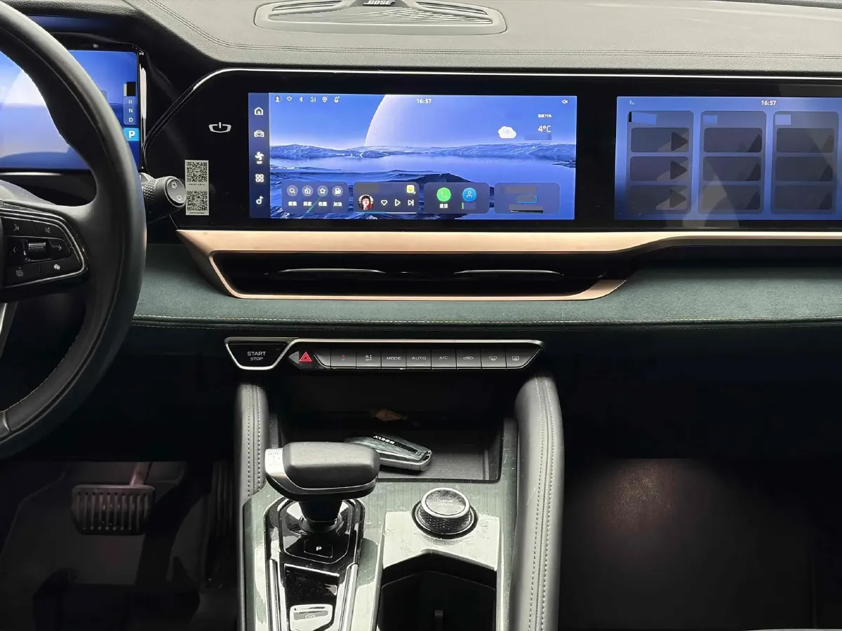 2021 Geely Monjaro 2.0T 238HP L4 8AT,autocango,china used car exporter,china ev exporter,chinese used car exporter,chinese used ev exporter