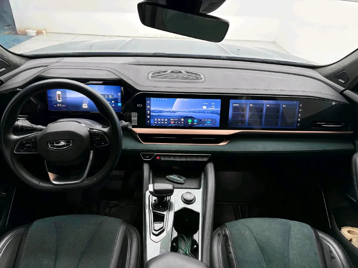 2021 Geely Monjaro 2.0T 238HP L4 8AT,autocango,china used car exporter,china ev exporter,chinese used car exporter,chinese used ev exporter