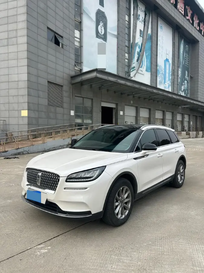 2020 Lincoln Corsair 2.0T 245HP L4 8AT