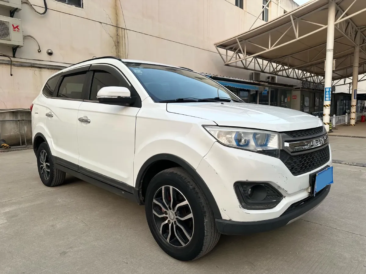 2016 LiFan MaiWei 1.5L 109HP L4 5MT,autocango,china used car exporter,china ev exporter,chinese used car exporter,chinese used ev exporter