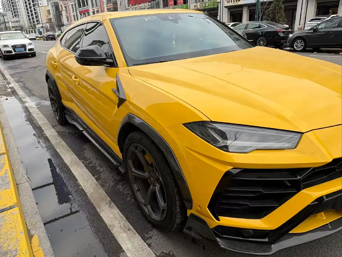 2021 Lamborghini Urus 4.0T 641HP V8 8AT,autocango,china used car exporter,china ev exporter,chinese used car exporter,chinese used ev exporter