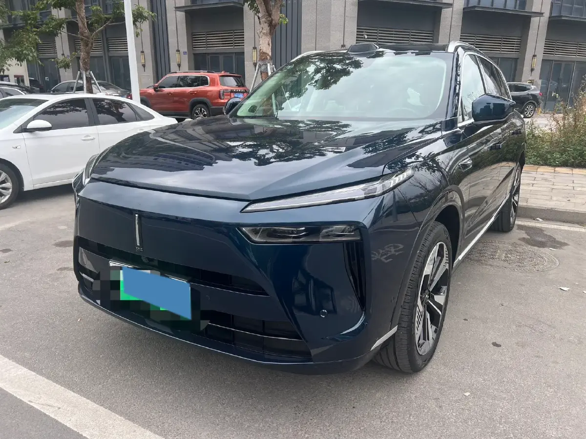 2025 WEY BlueMountain 1.5T 170HP L4 4DHT PHEV 44.5KWH