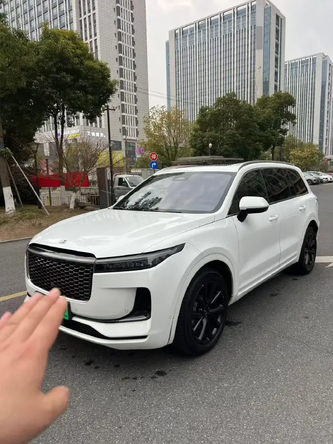 2021 Li ONE Range Extended 131HP REEV 40.5KWH