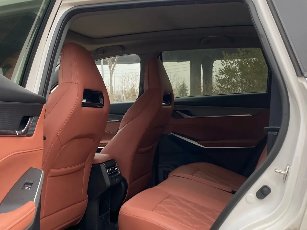 2023 ChangAn CS75 Plus iDD 1.5T 170HP L4 6TCT PHEV 28.39KWH,autocango,china used car exporter,china ev exporter,chinese used car exporter,chinese used ev exporter