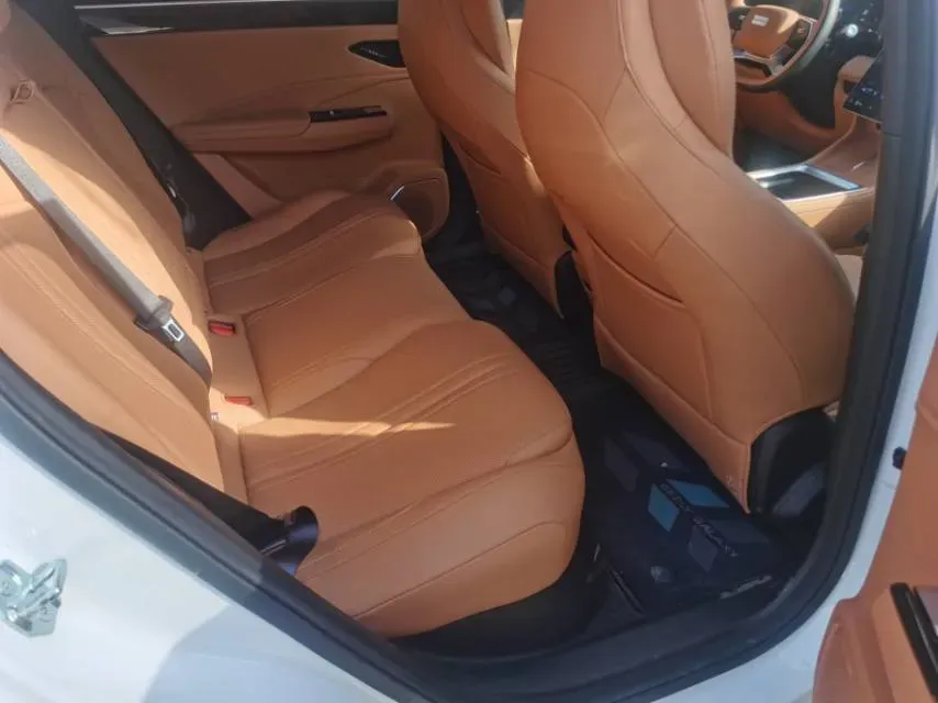 2025 Geely Galaxy L7 1.5L 112HP L4 1DHT PHEV 18.4KWH,autocango,china used car exporter,china ev exporter,chinese used car exporter,chinese used ev exporter