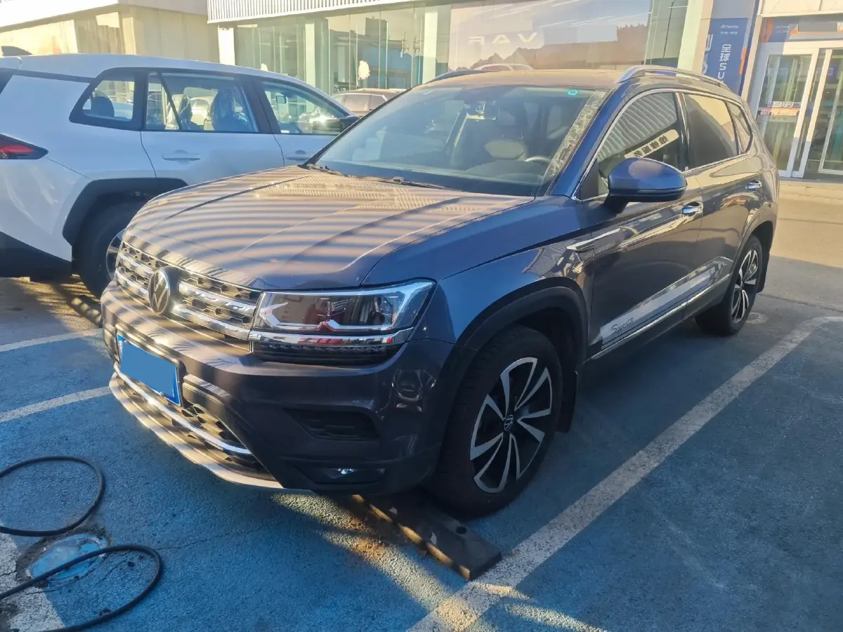 2021 Volkswagen Tharu 2.0T 186HP L4 7DCT