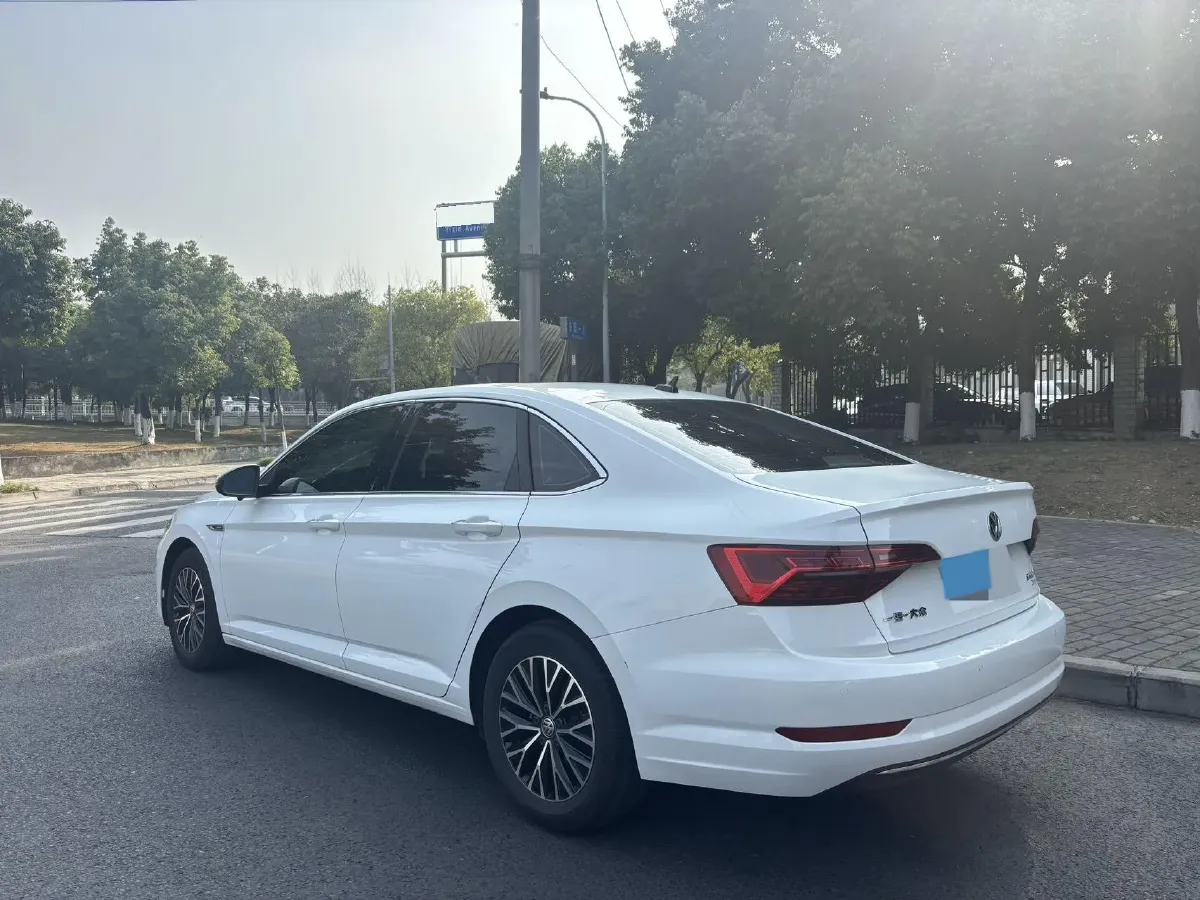 2021 Volkswagen Sagitar 1.2T 116HP L4 7DCT,autocango,china used car exporter,china ev exporter,chinese used car exporter,chinese used ev exporter
