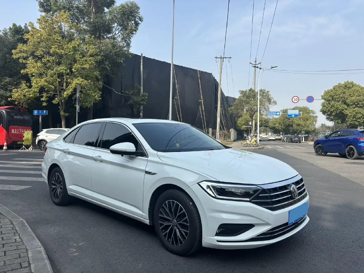 2021 Volkswagen Sagitar 1.2T 116HP L4 7DCT,autocango,china used car exporter,china ev exporter,chinese used car exporter,chinese used ev exporter
