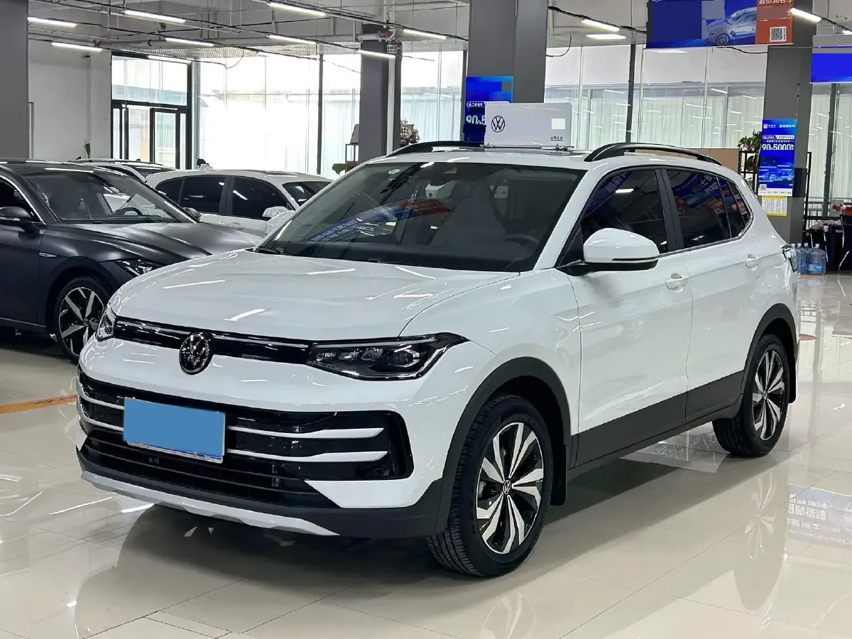 2025 Volkswagen Tharu 1.5L 110HP L4 6AT