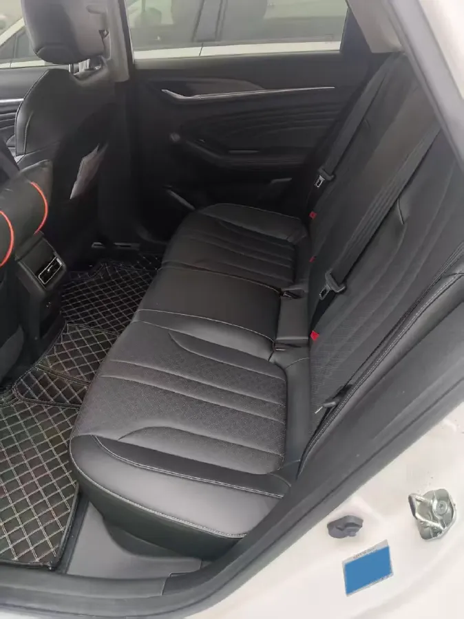 2021 ChangAn Eado 1.6L 128HP L4 CVT,autocango,china used car exporter,china ev exporter,chinese used car exporter,chinese used ev exporter