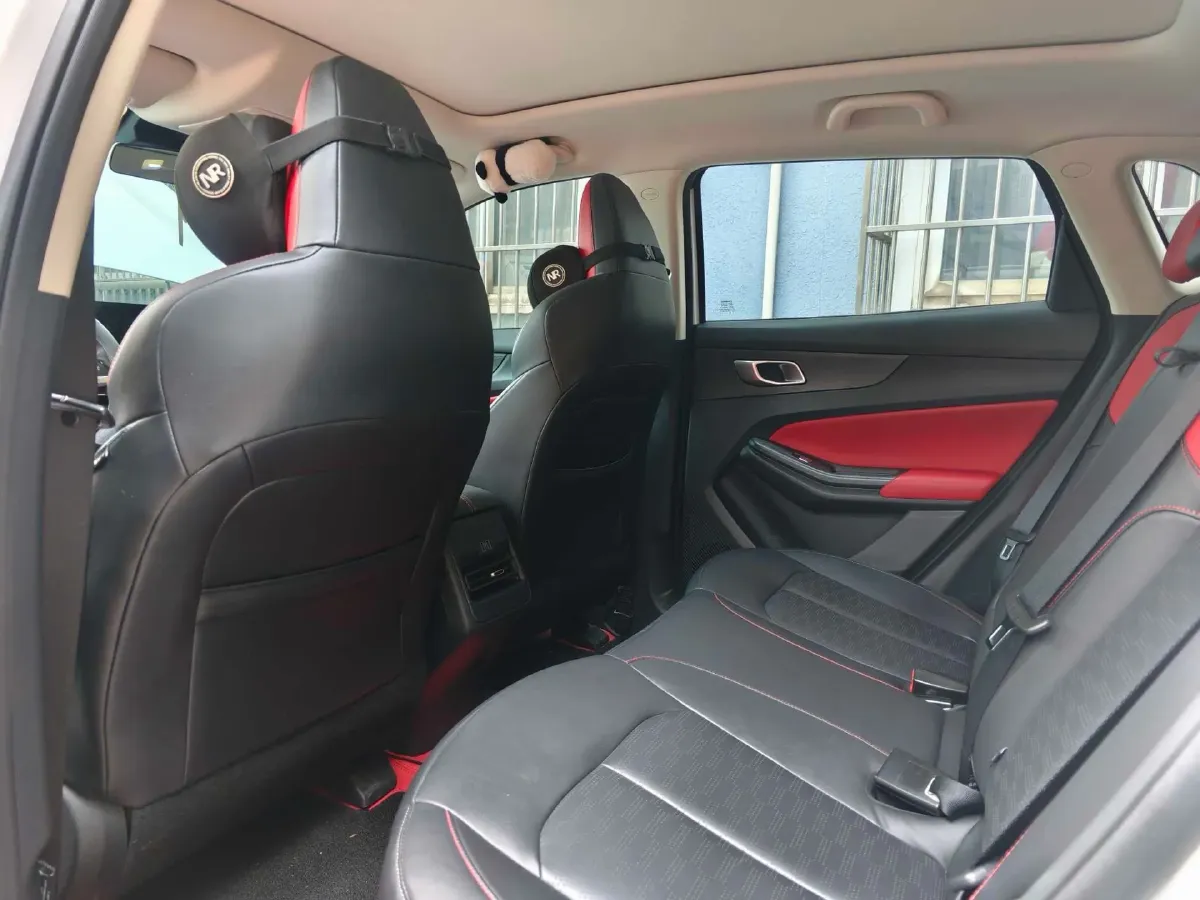 2022 ChangAn Oshan X7 Plus 1.5T 188HP L4 7DCT,autocango,china used car exporter,china ev exporter,chinese used car exporter,chinese used ev exporter