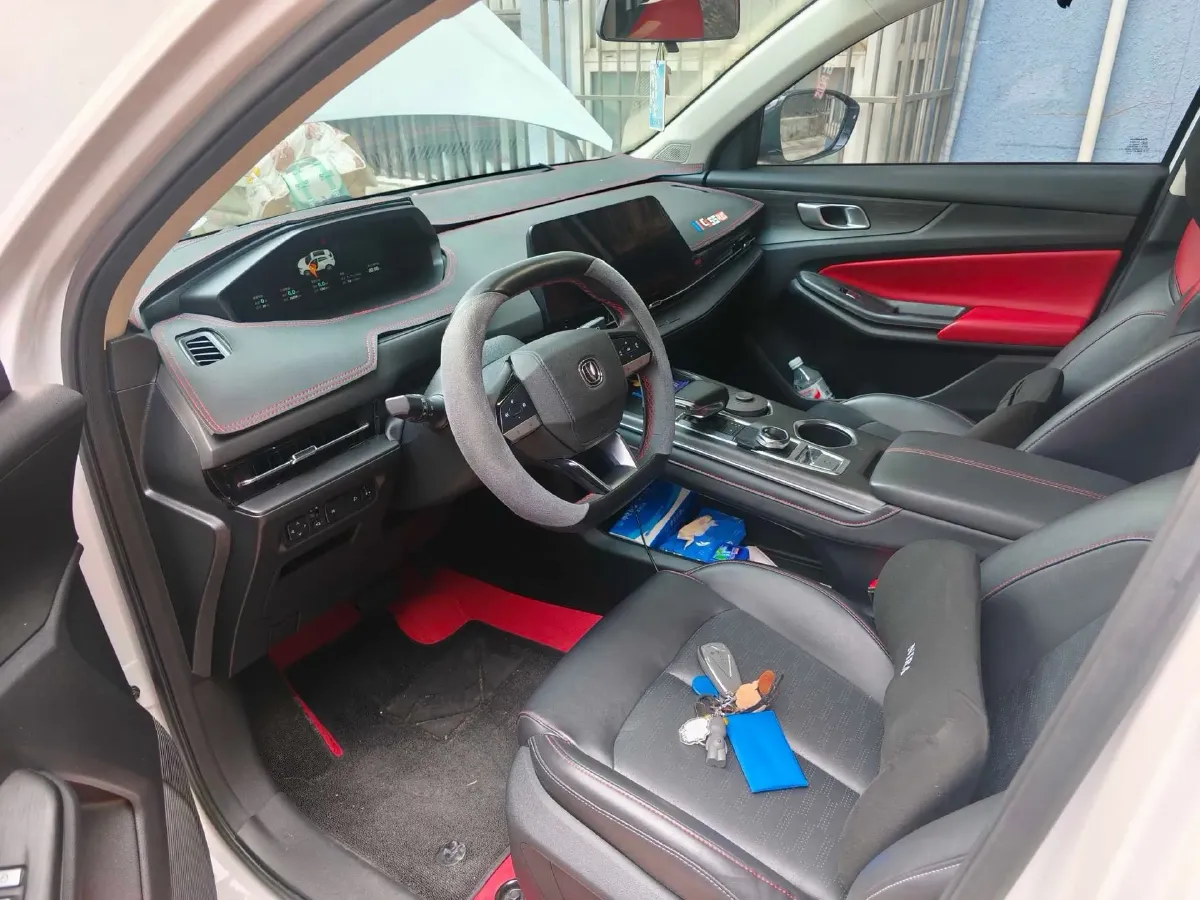 2022 ChangAn Oshan X7 Plus 1.5T 188HP L4 7DCT,autocango,china used car exporter,china ev exporter,chinese used car exporter,chinese used ev exporter