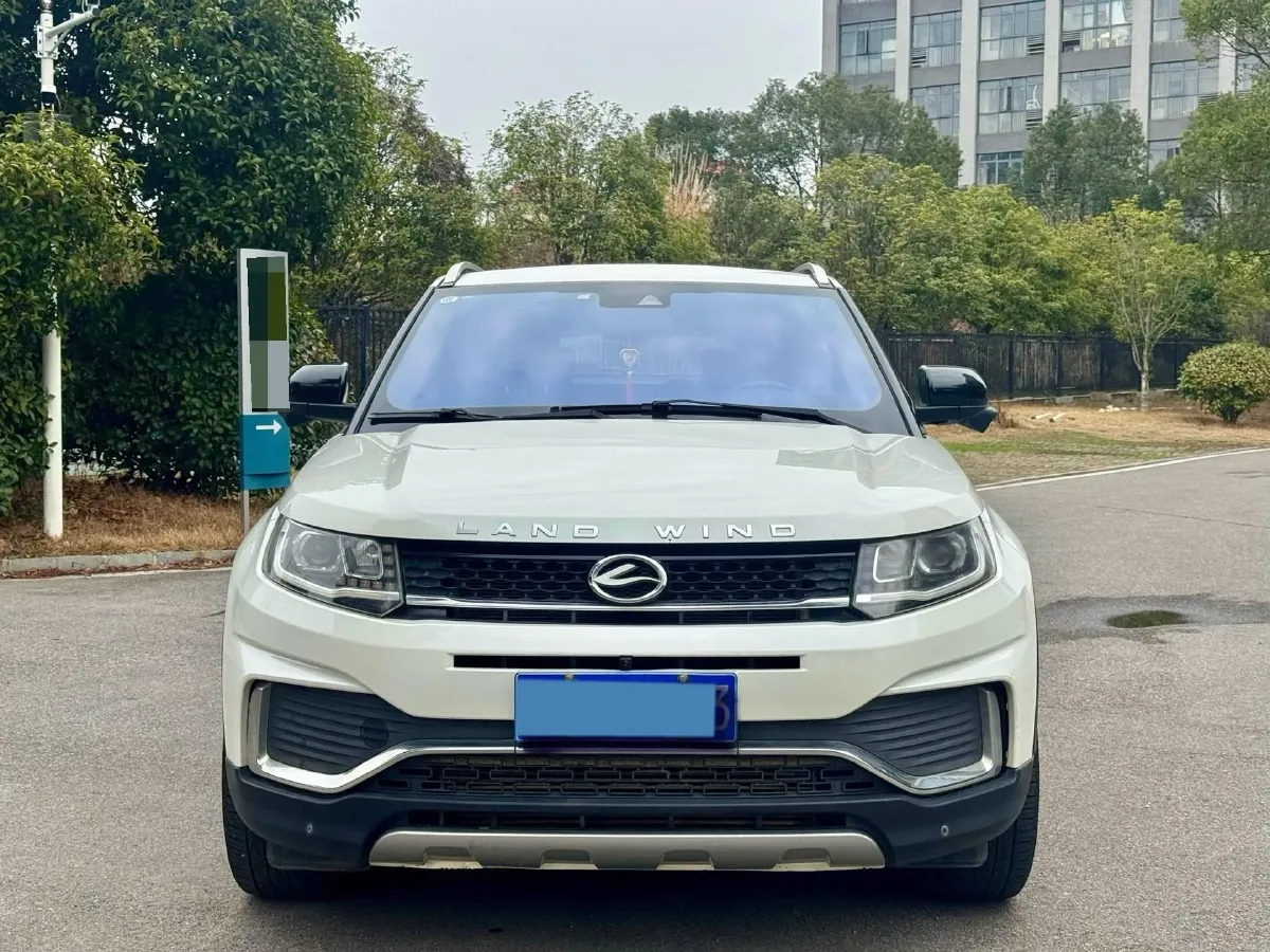 2018 Landwind X7 1.5T 163HP L4 8AT,autocango,china used car exporter,china ev exporter,chinese used car exporter,chinese used ev exporter