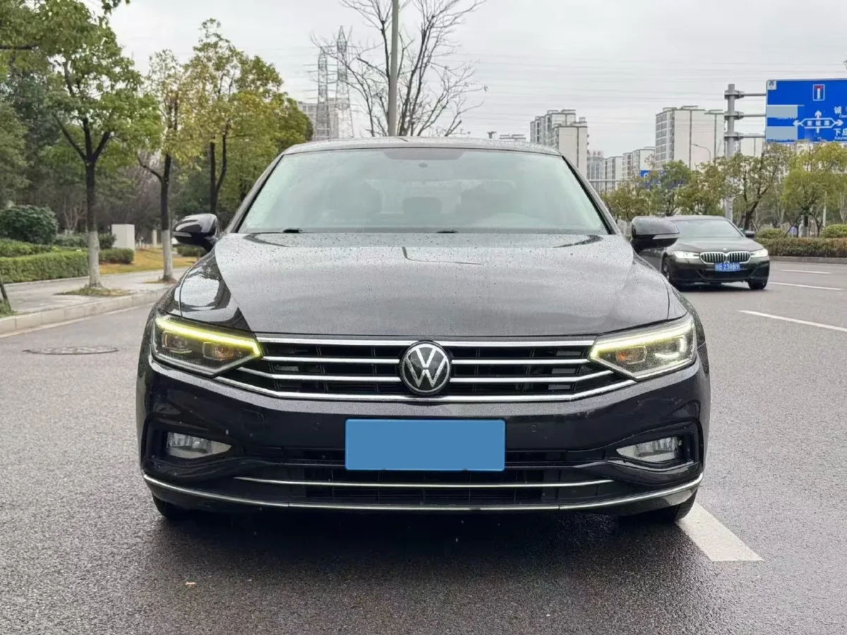 2020 Volkswagen Magotan 1.4T 150HP L4 7DCT,autocango,china used car exporter,china ev exporter,chinese used car exporter,chinese used ev exporter
