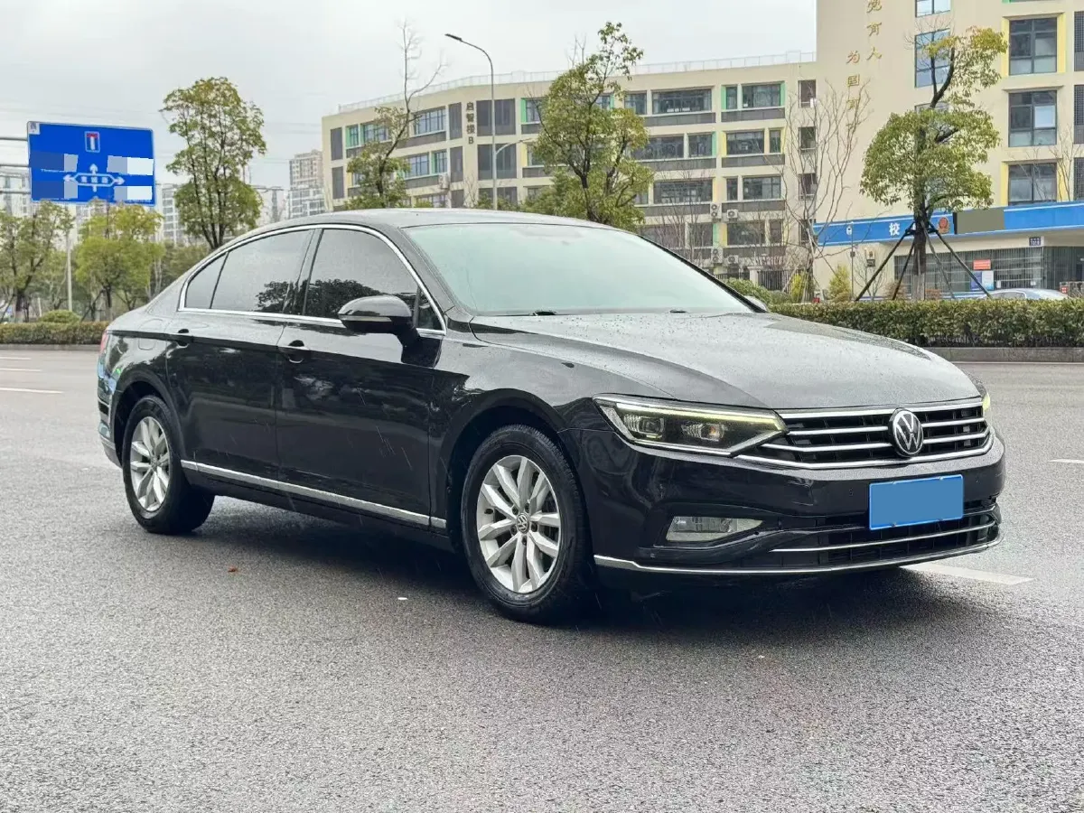 2020 Volkswagen Magotan 1.4T 150HP L4 7DCT,autocango,china used car exporter,china ev exporter,chinese used car exporter,chinese used ev exporter