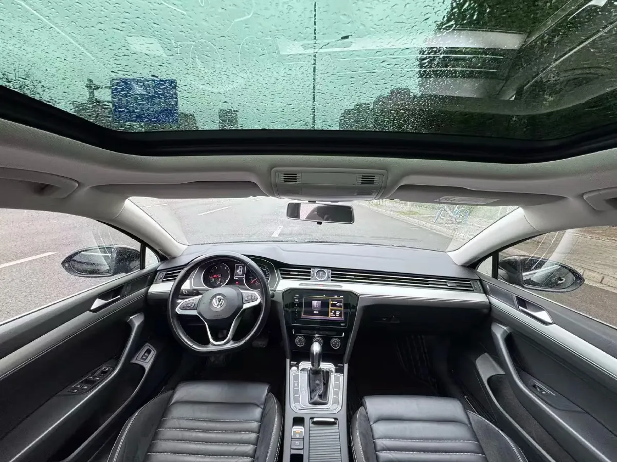 2020 Volkswagen Magotan 1.4T 150HP L4 7DCT,autocango,china used car exporter,china ev exporter,chinese used car exporter,chinese used ev exporter