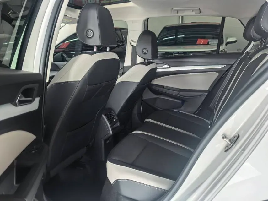 2021 Volkswagen Golf 1.4T 150HP L4 7DCT,autocango,china used car exporter,china ev exporter,chinese used car exporter,chinese used ev exporter