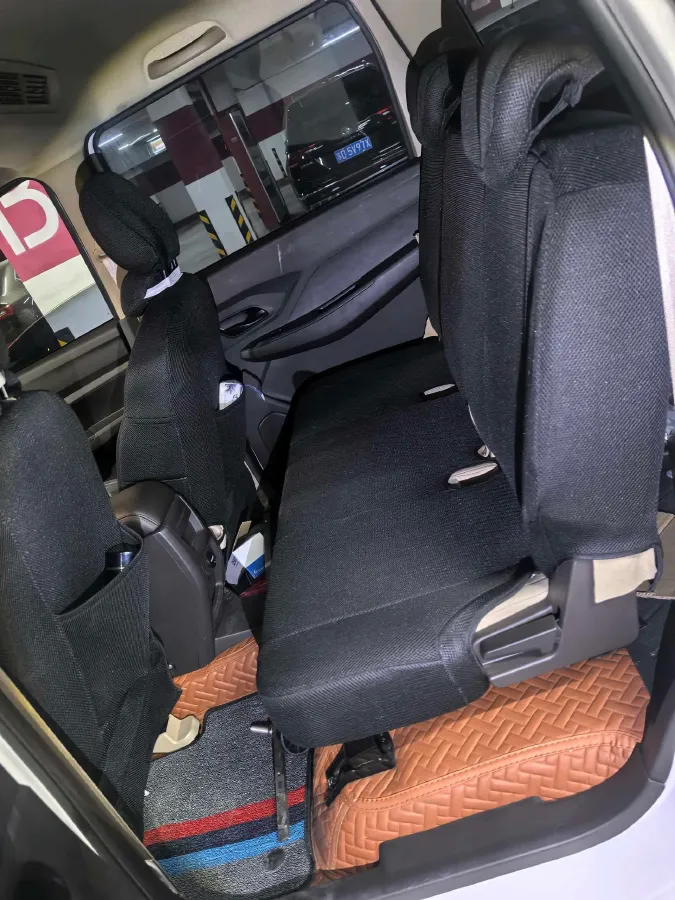 2021 WuLing HongGuang 1.5L 99HP L4 6MT,autocango,china used car exporter,china ev exporter,chinese used car exporter,chinese used ev exporter