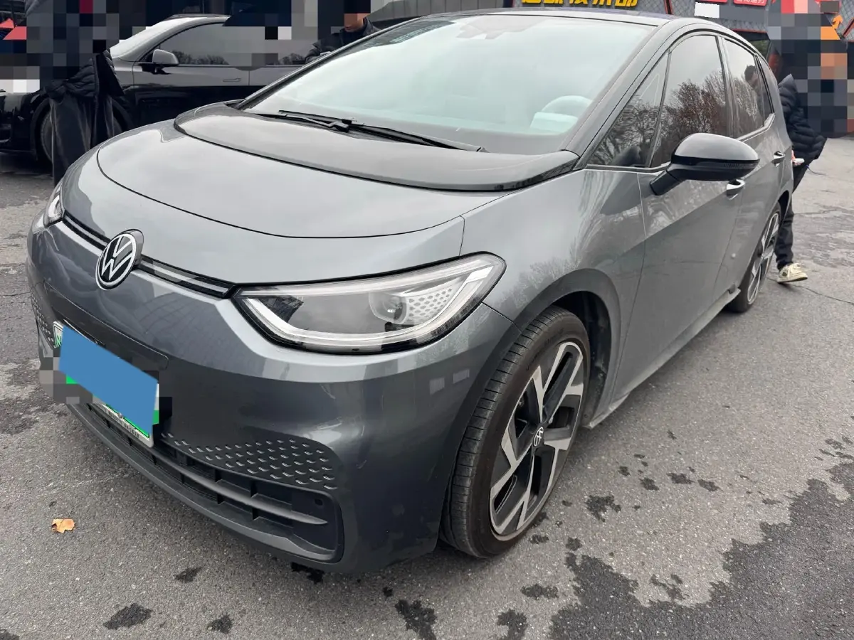 2025 Volkswagen ID.3 BEV 53.6KWH