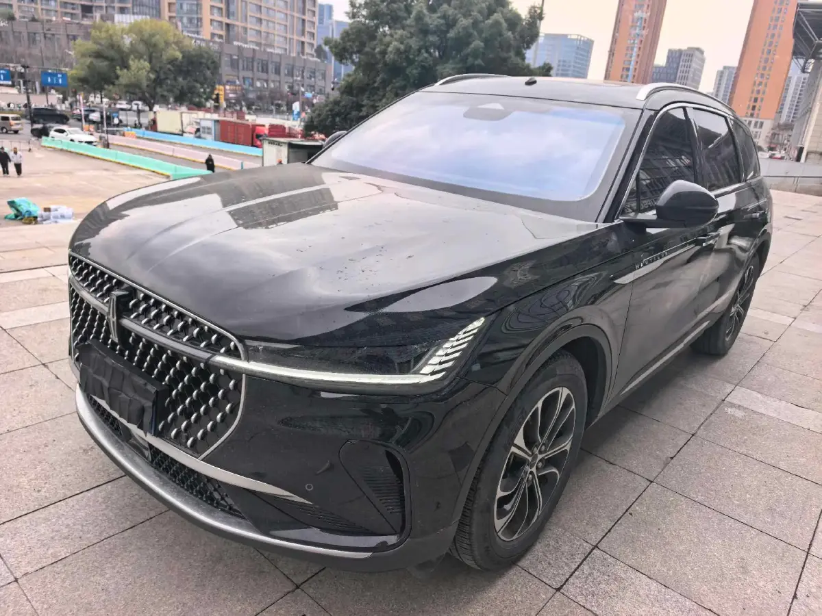 2023 Lincoln Nautilus 2.0T 261HP L4 8AT