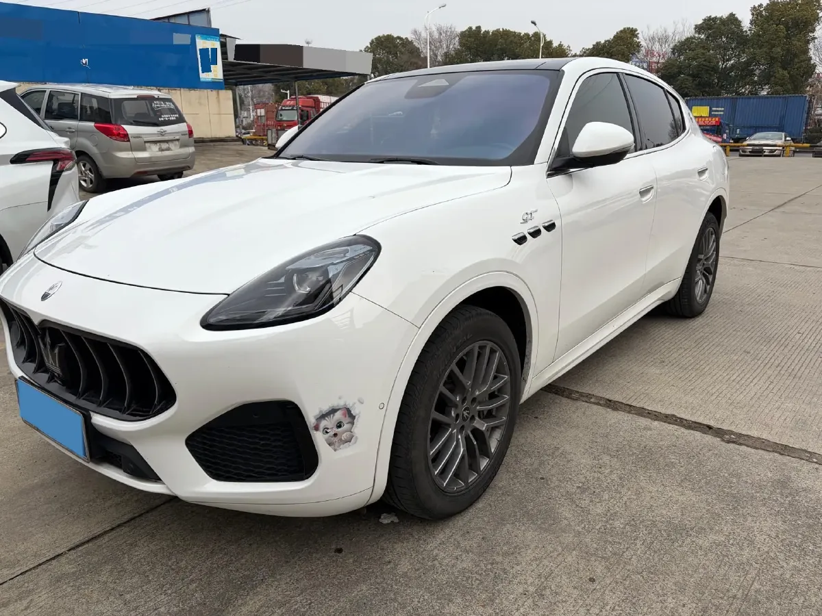2023 Maserati Grecale 2.0T 300HP L4 8AT,autocango,china used car exporter,china ev exporter,chinese used car exporter,chinese used ev exporter