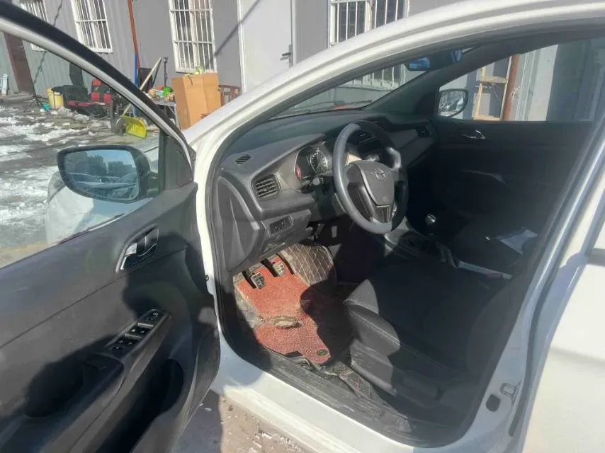 2017 HaiMa M3 1.5L 112HP L4 5MT,autocango,china used car exporter,china ev exporter,chinese used car exporter,chinese used ev exporter