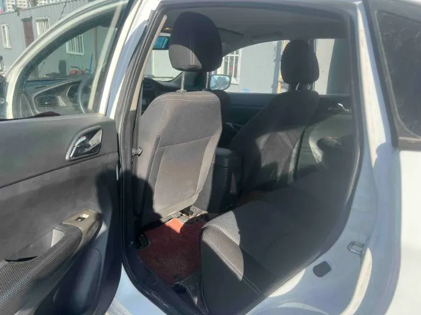 2017 HaiMa M3 1.5L 112HP L4 5MT,autocango,china used car exporter,china ev exporter,chinese used car exporter,chinese used ev exporter