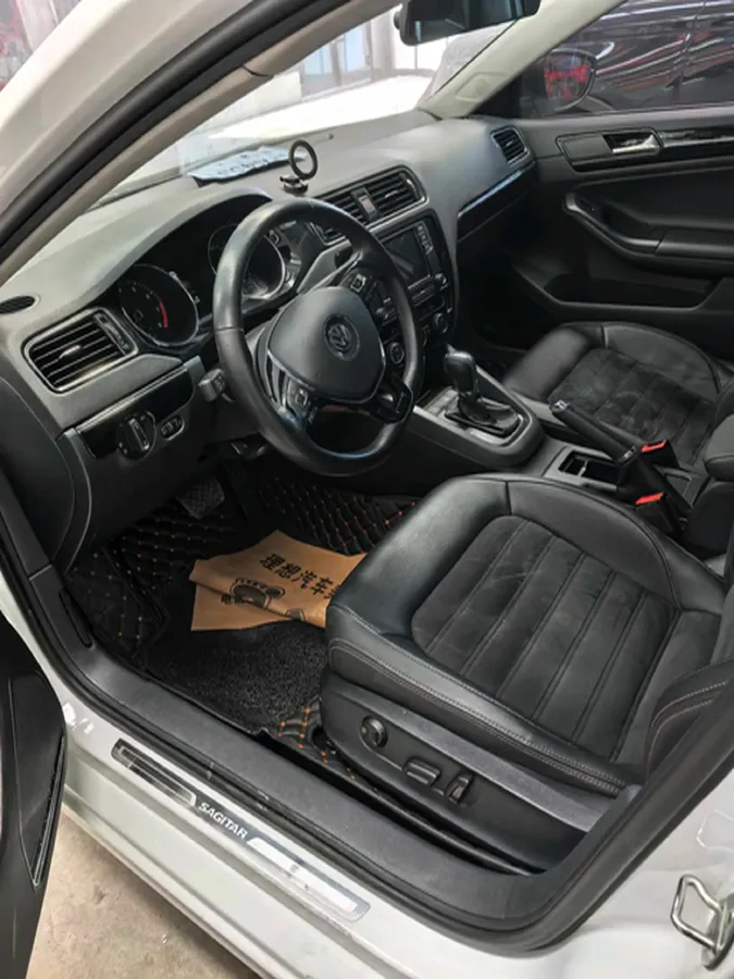 2018 Mazda CX-4 2.5L 192HP L4 6AT,autocango,china used car exporter,china ev exporter,chinese used car exporter,chinese used ev exporter