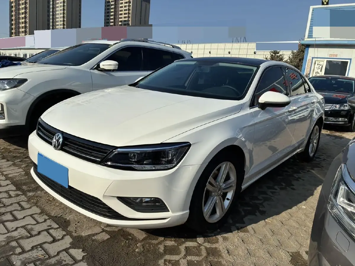 2017 Volkswagen Lamando 1.4T 150HP L4 7DCT