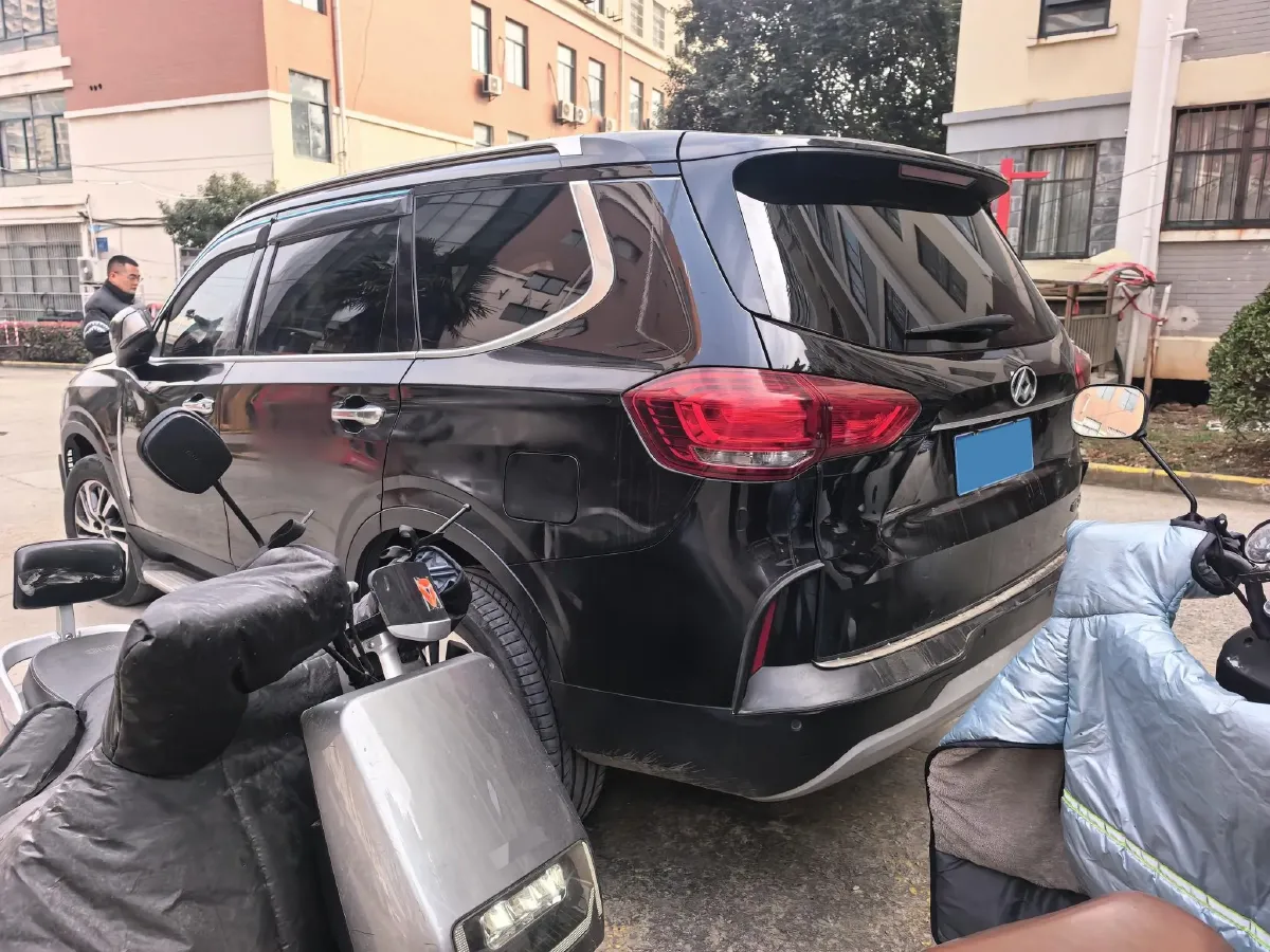 2017 MAXUS D90 2.0T 224HP L4 6AT,autocango,china used car exporter,china ev exporter,chinese used car exporter,chinese used ev exporter