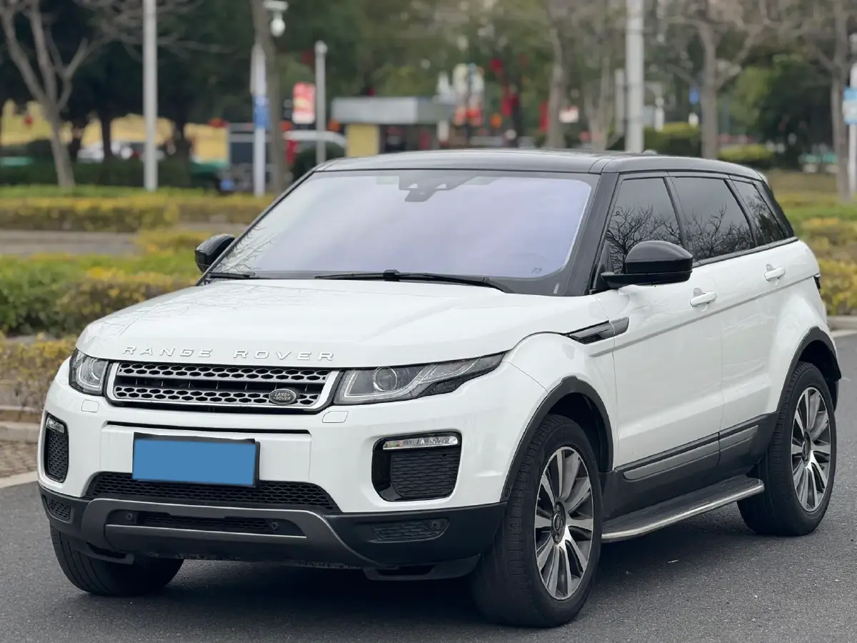 2018 Land Rover Range Rover Evoque 2.0T 241HP L4 9AT
