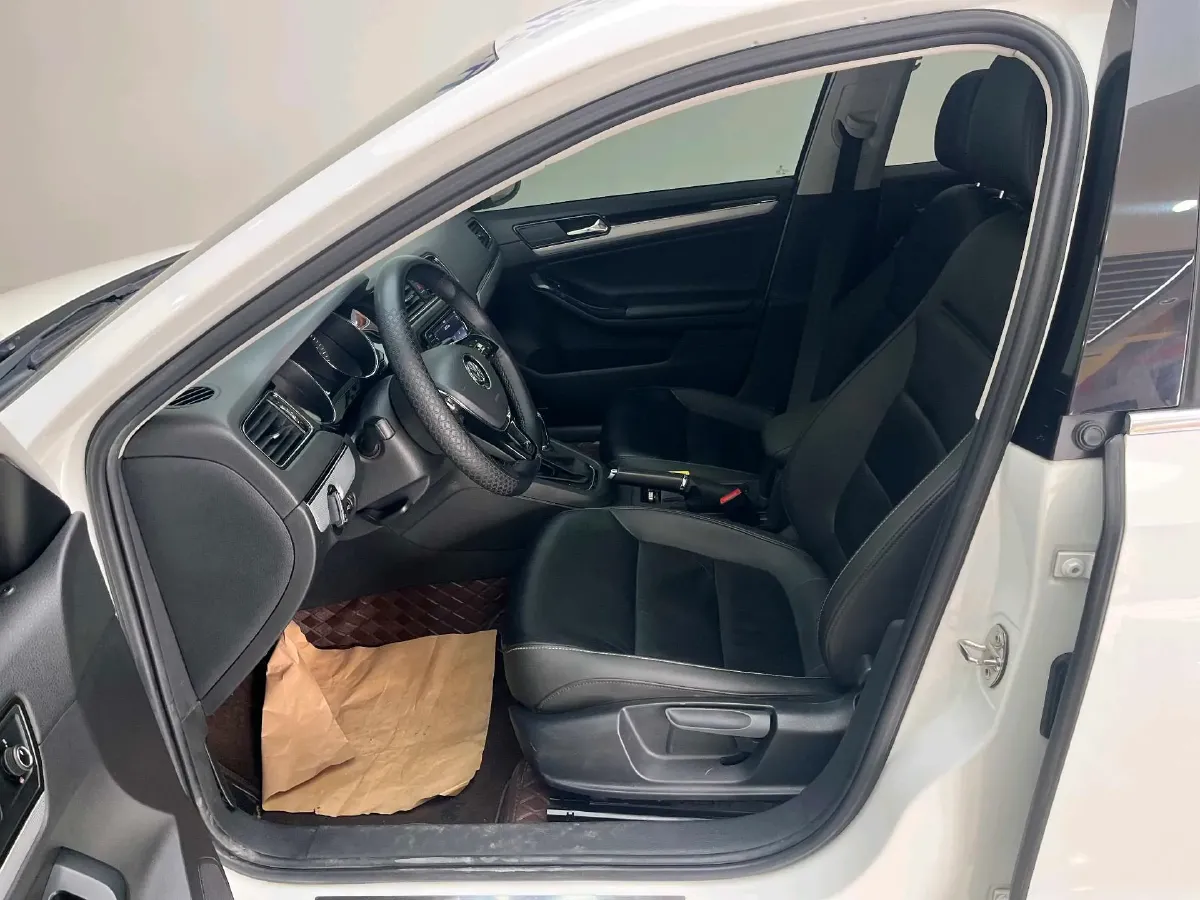 2018 JMC YuSheng S350 2.0T 141HP L4 6AT,autocango,china used car exporter,china ev exporter,chinese used car exporter,chinese used ev exporter