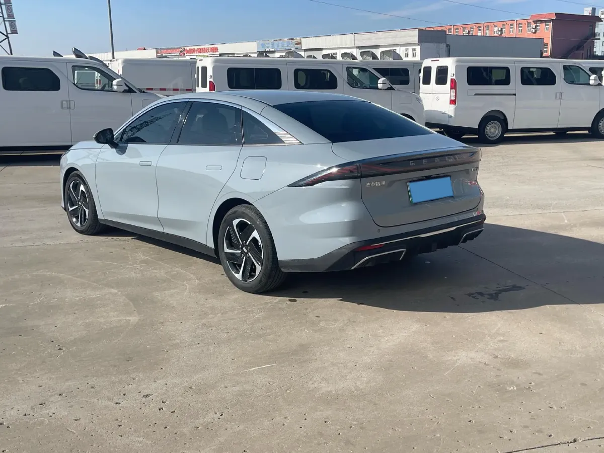 2023 Geely Galaxy L6 1.5T 163HP L4 3DHT PHEV,autocango,china used car exporter,china ev exporter,chinese used car exporter,chinese used ev exporter