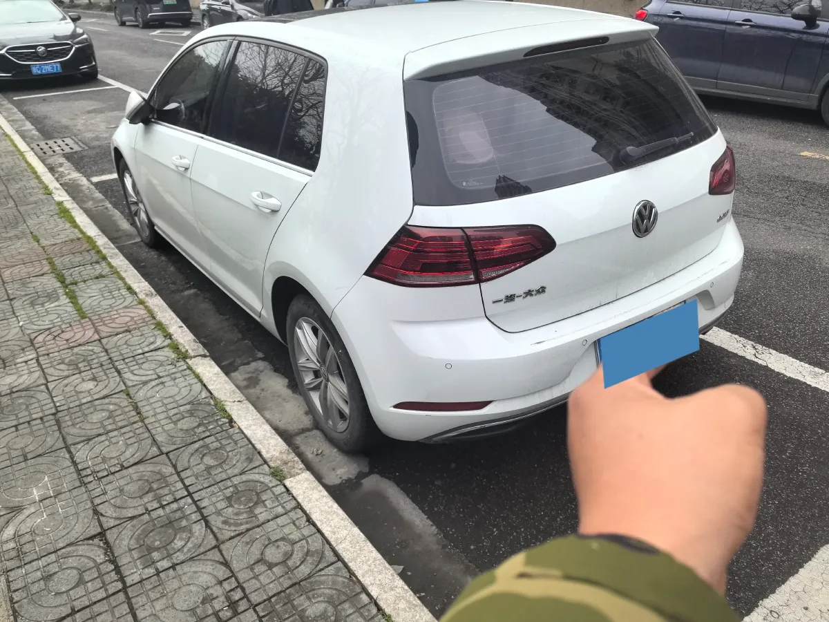 2018 Volkswagen Golf 1.6L 110HP L4 6AT,autocango,china used car exporter,china ev exporter,chinese used car exporter,chinese used ev exporter