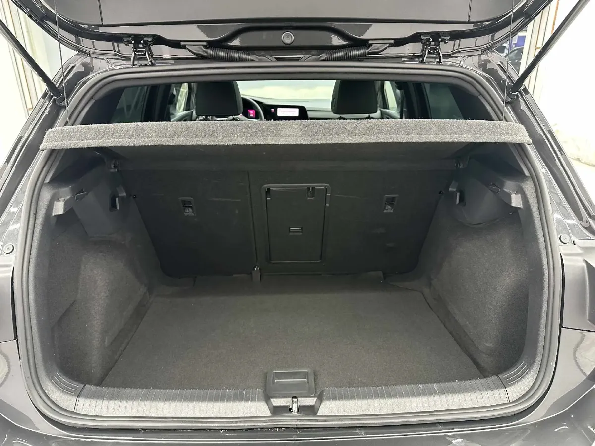 2021 Volkswagen Golf 1.4T 150HP L4 7DCT,autocango,china used car exporter,china ev exporter,chinese used car exporter,chinese used ev exporter