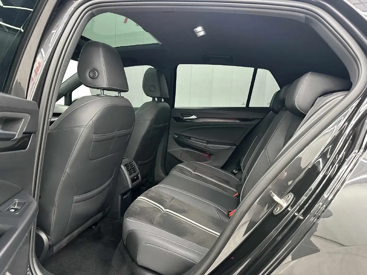 2021 Volkswagen Golf 1.4T 150HP L4 7DCT,autocango,china used car exporter,china ev exporter,chinese used car exporter,chinese used ev exporter