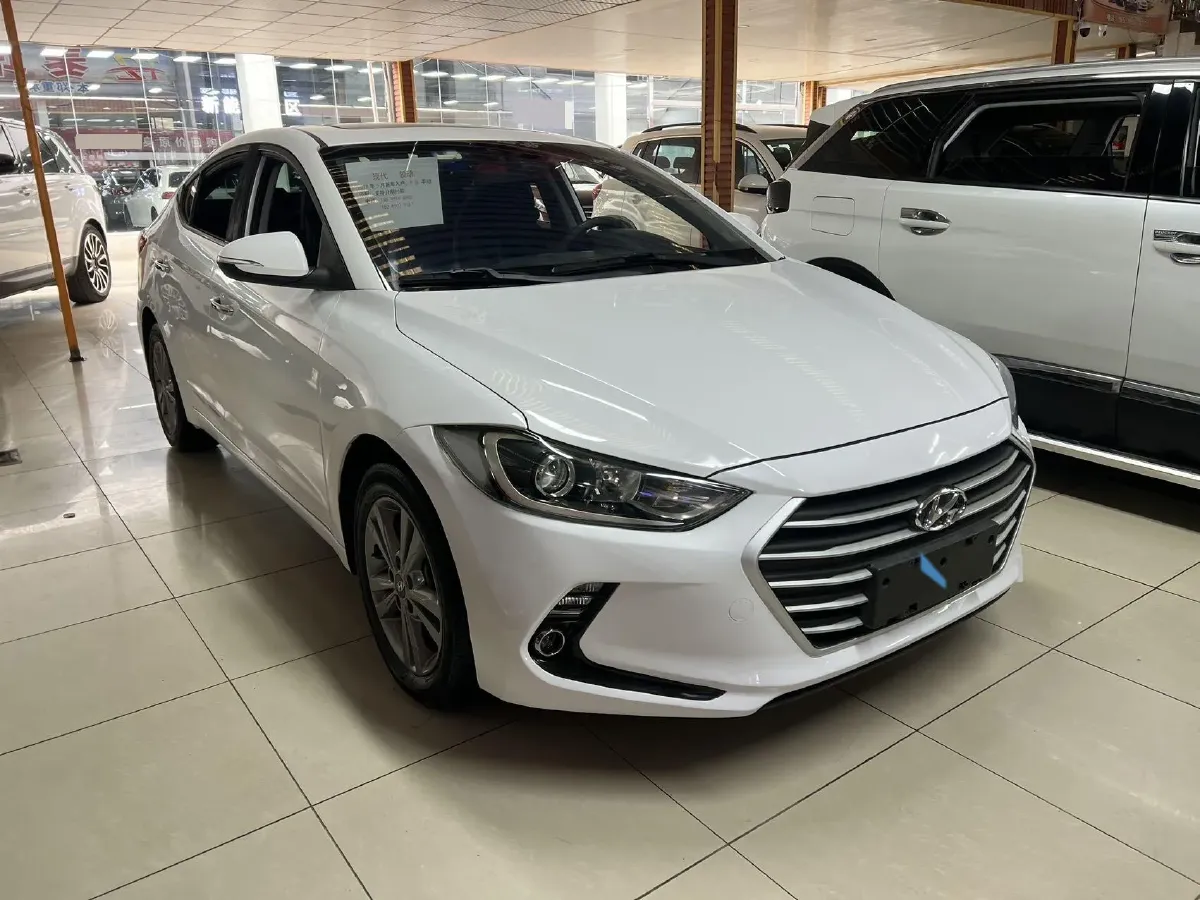 2016 Hyundai Elantra 1.6L 128HP L4 6MT,autocango,china used car exporter,china ev exporter,chinese used car exporter,chinese used ev exporter