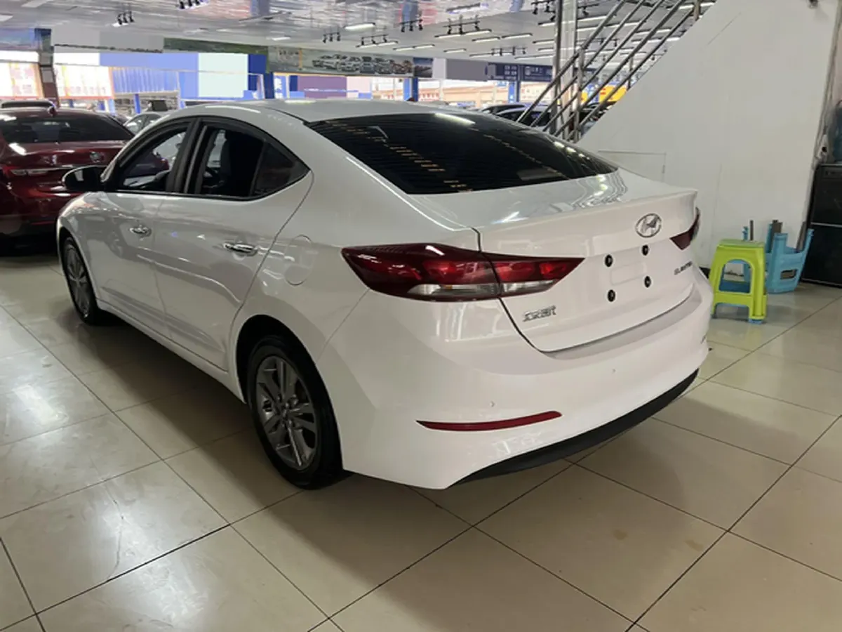 2016 Hyundai Elantra 1.6L 128HP L4 6MT,autocango,china used car exporter,china ev exporter,chinese used car exporter,chinese used ev exporter