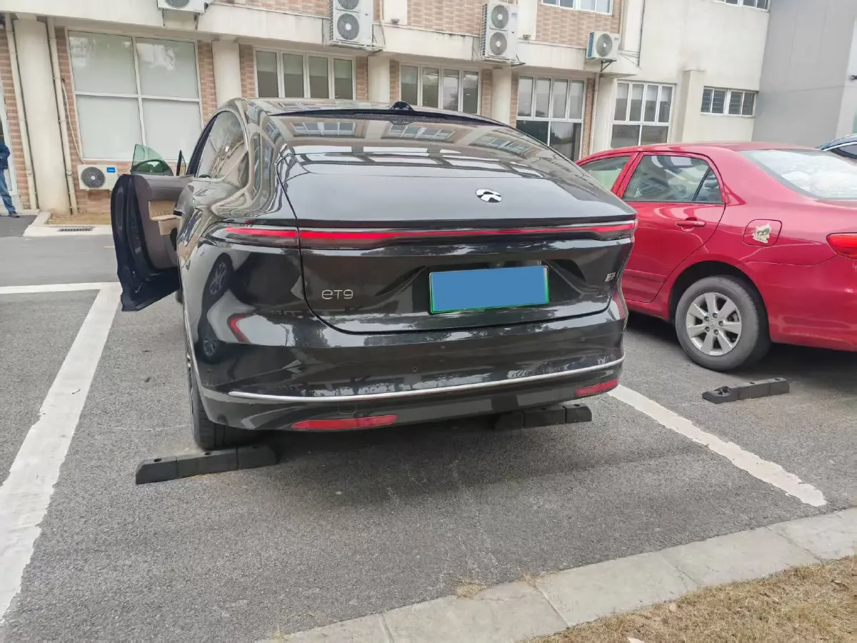 2025 NIO ET9 BEV 100KWH,autocango,china used car exporter,china ev exporter,chinese used car exporter,chinese used ev exporter