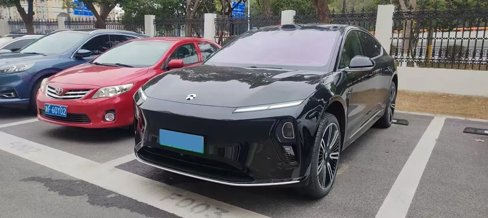 2025 NIO ET9 BEV 100KWH