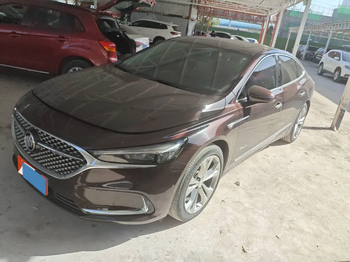 2022 Buick Larcosse 2.0T 237HP L4 9AT