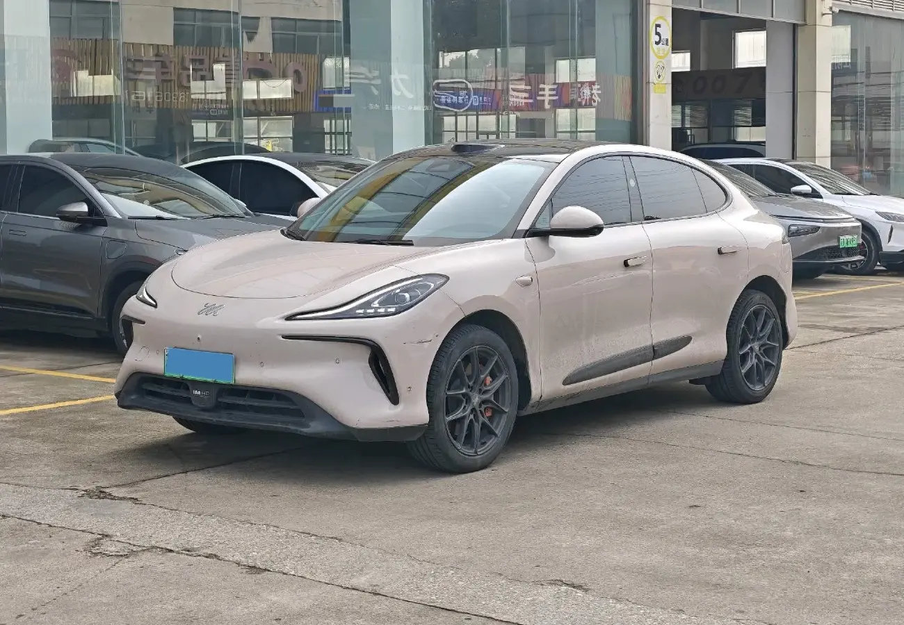 2023 IM LS6 BEV 71KWH