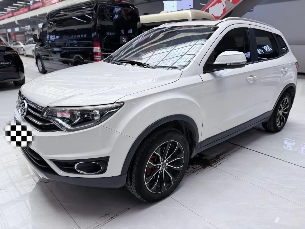 2017 FAW Senia R7 1.6L 116HP L4 5MT