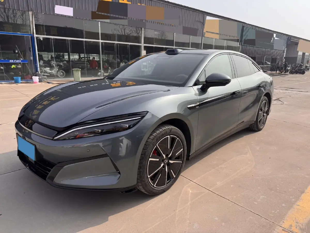 2025 BYD HanL BEV