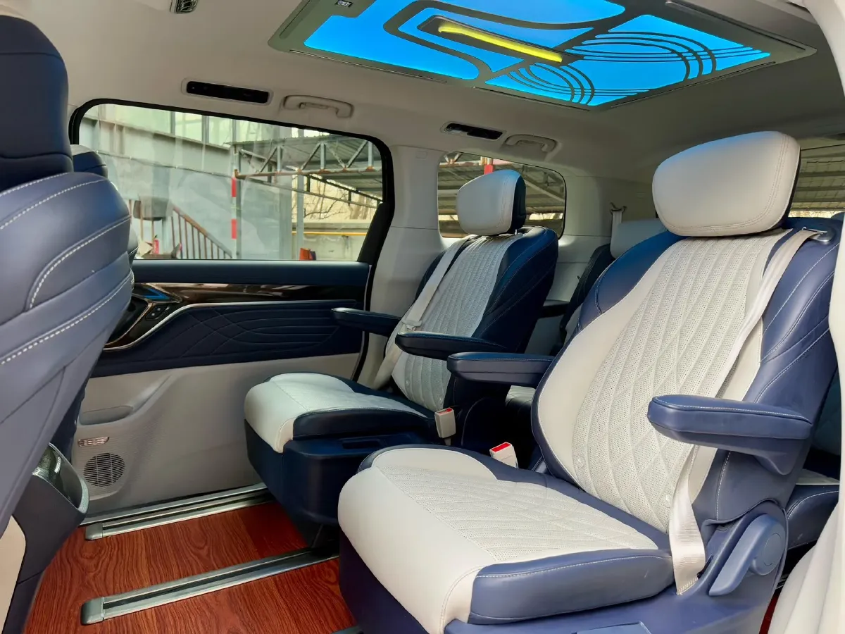 2022 MAXUS G90 2.0T 234HP L4 8AT,autocango,china used car exporter,china ev exporter,chinese used car exporter,chinese used ev exporter