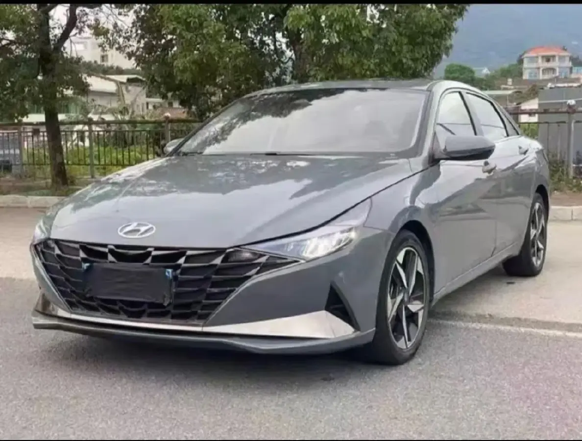 2023 Hyundai Elantra 1.5L 115HP L4 CVT