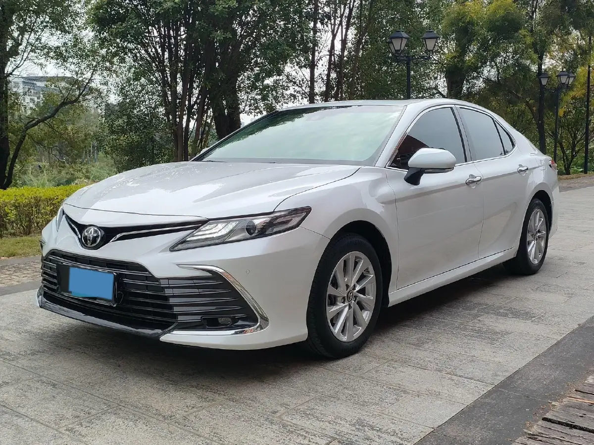 2021 Toyota Camry 2.0L 178HP L4 CVT