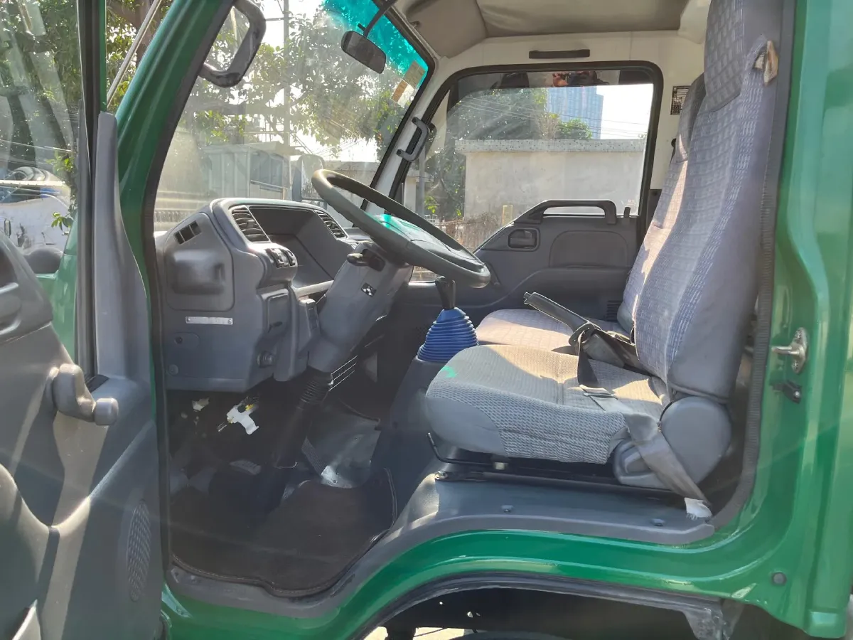 2016 Qoros 3 1.6L 126HP L4 6MT,autocango,china used car exporter,china ev exporter,chinese used car exporter,chinese used ev exporter