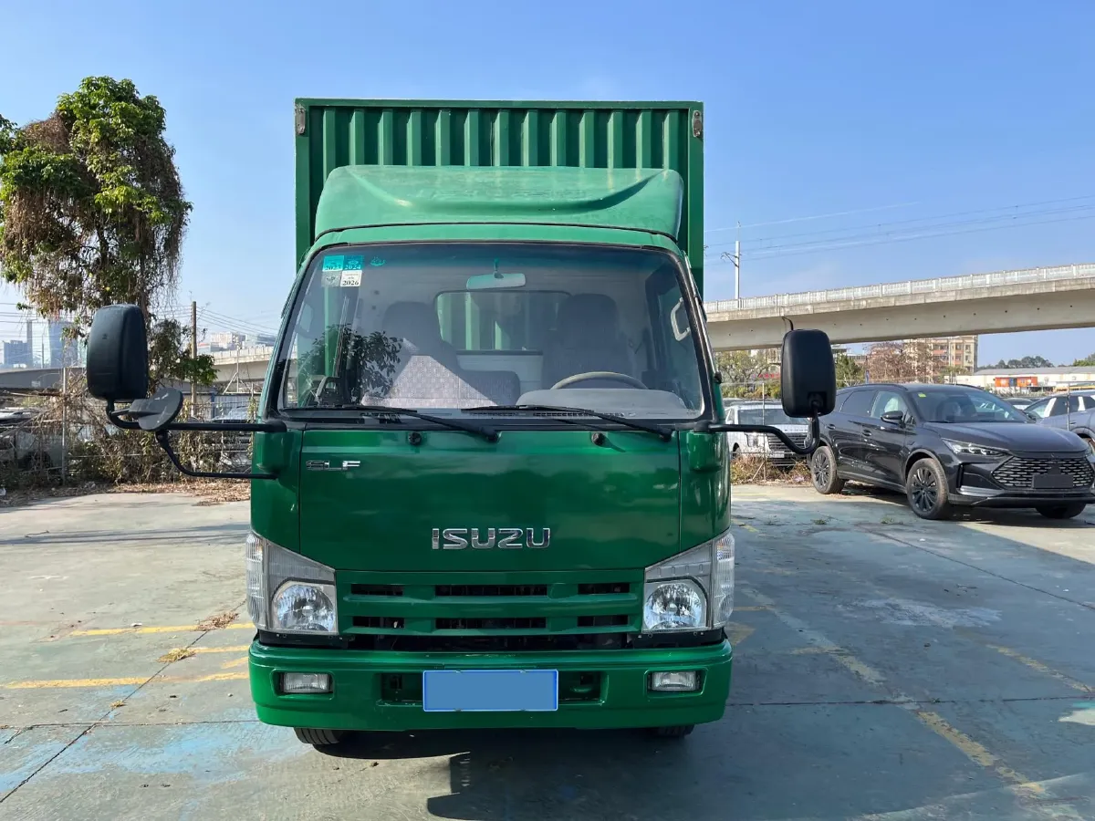 2016 Qoros 3 1.6L 126HP L4 6MT,autocango,china used car exporter,china ev exporter,chinese used car exporter,chinese used ev exporter