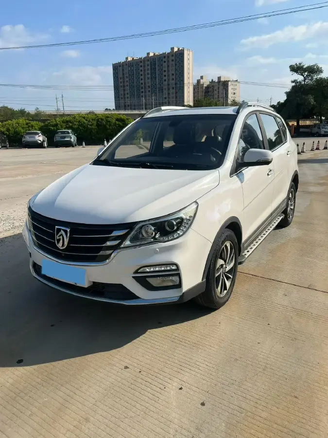2017 BaoJun 560 1.5T 150HP L4 6DCT